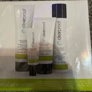 Mary Kay Clearproof Skincare Set with Black and White Packaging